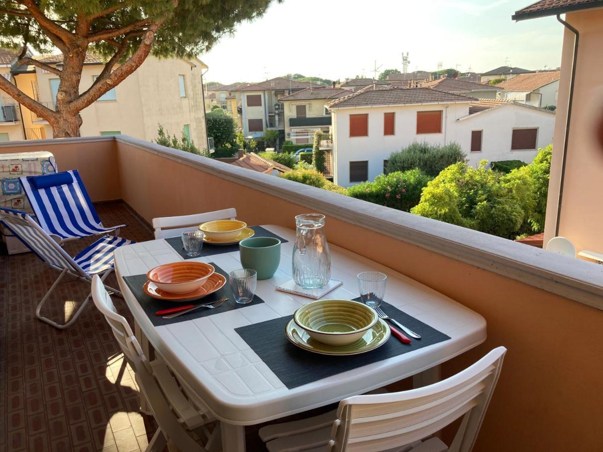 Casa Selia Lägenhet Cecina  Exteriör bild